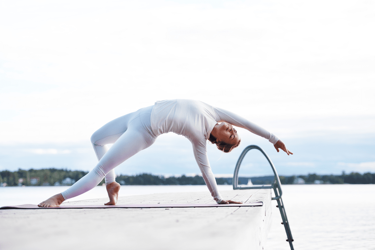 SISSEL Pilates & Yoga Matte, 180 x 60 x 0,6 cm, dunkelrot – Bild 3
