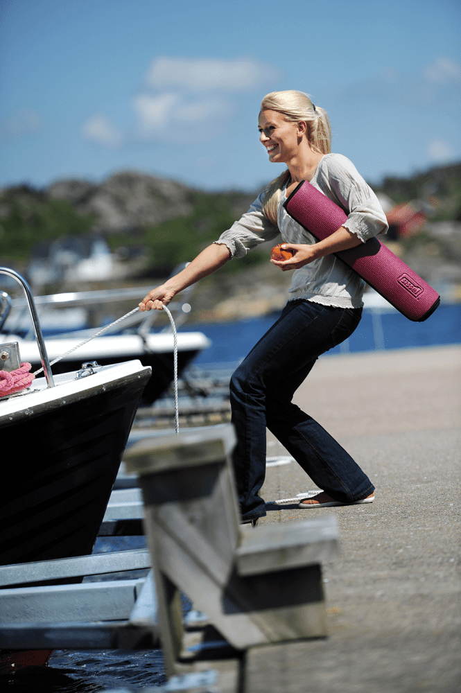 SISSEL Pilates & Yoga Matte, 180 x 60 x 0,6 cm, dunkelrot – Bild 2