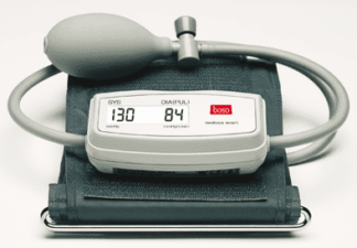 boso medicus smart Blutdruckmessgerät mit Standardmanschette 22-32 cm