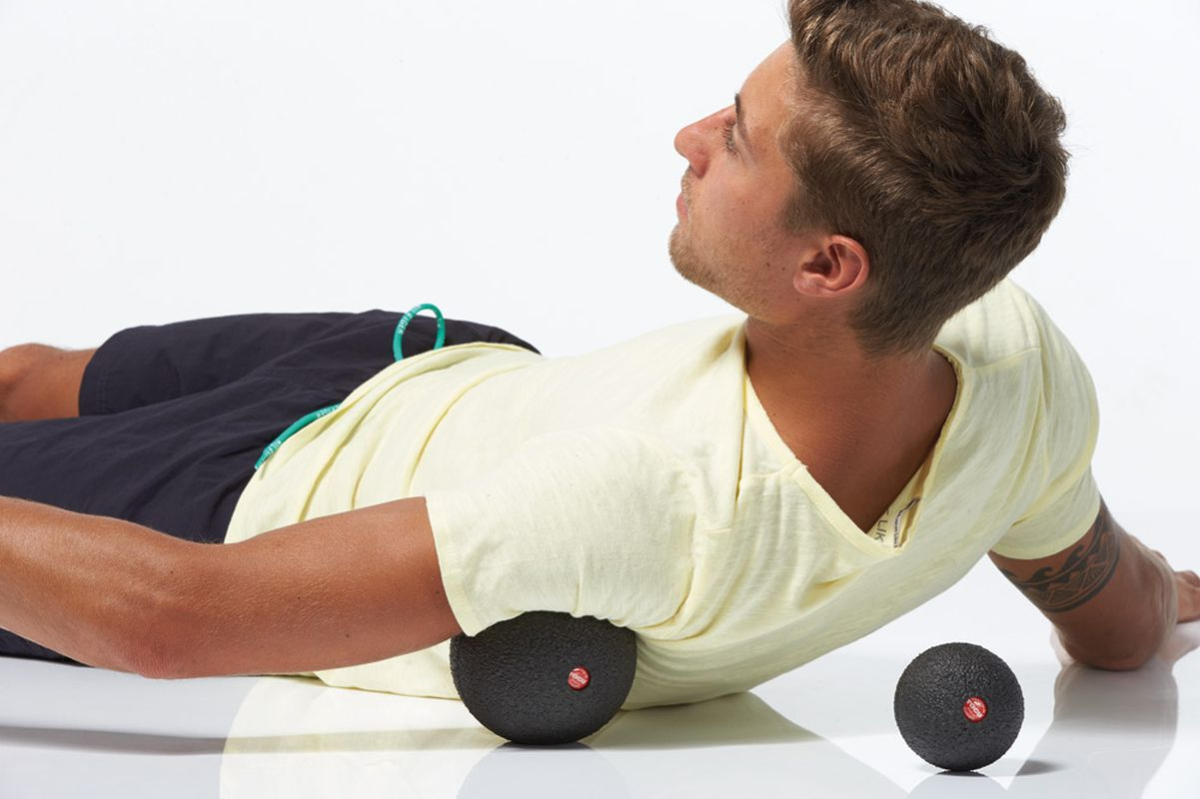 Blackroll Massageball, schwarz – Bild 5