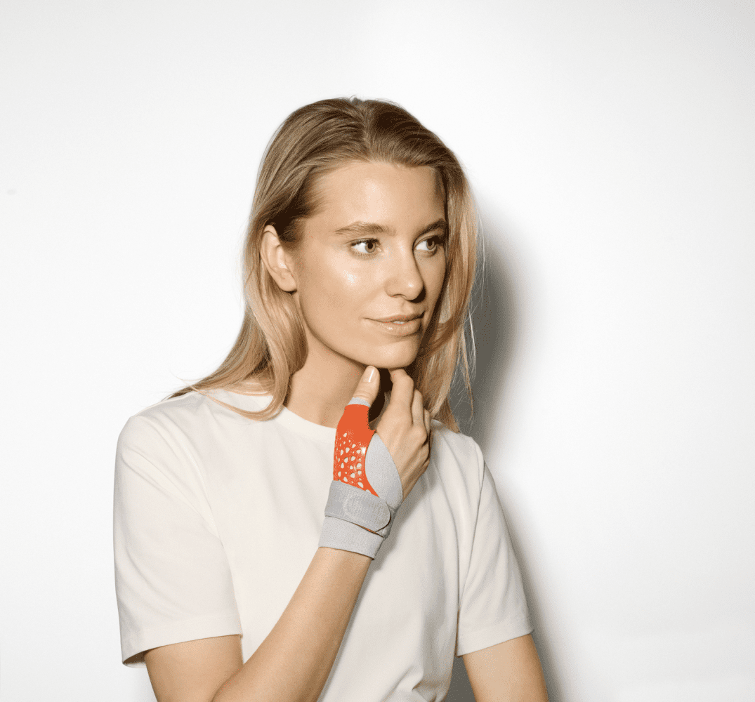 Mittelhand-Daumenschiene beige
