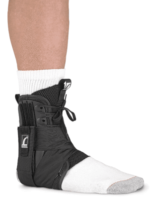 Formfit Ankle Brace Sprunggelenkorthese mit Zusatzgurt schwarz