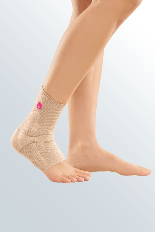 Sprunggelenkbandage Levamed silber – Bild 2