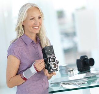 Handgelenkbandage Actimove ManuMotion anthrazit Gr. M links